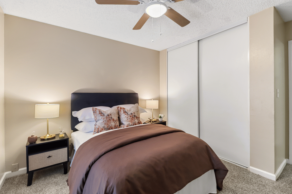 This image is the visual representation of Interior 14 in River's Edge At Fair Oaks Apartments.